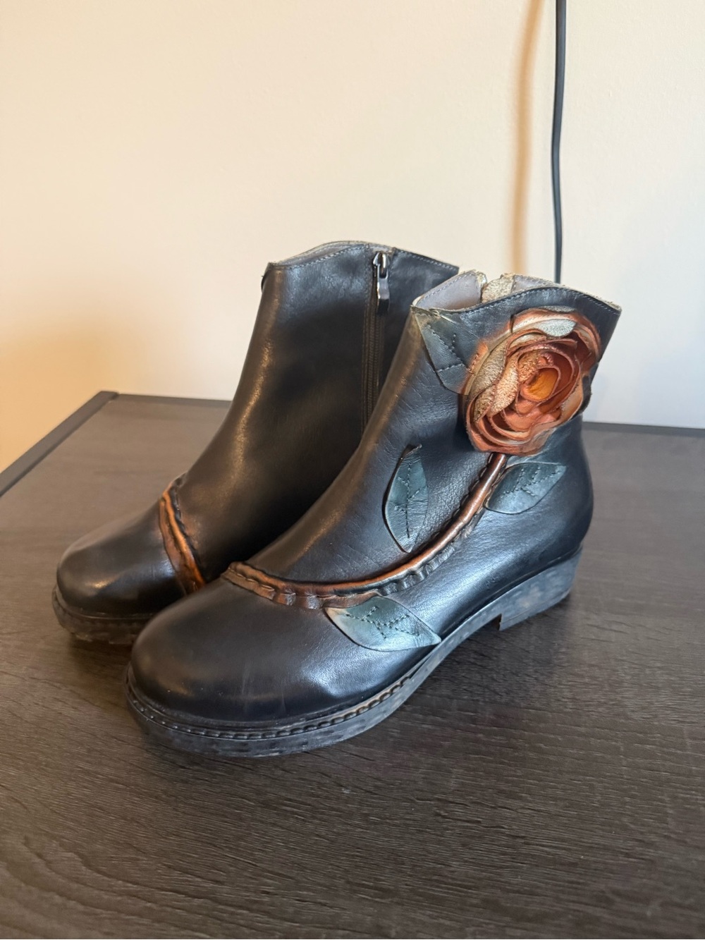 Socofy Ankle Boots with Brown Rose Accent - Picture 3 of 3